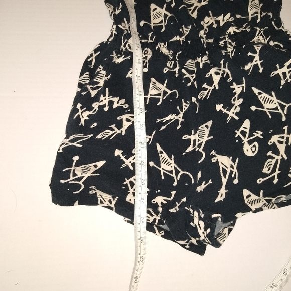 Hieroglyphic Print Short Romper Black White Small - Picture 9 of 10
